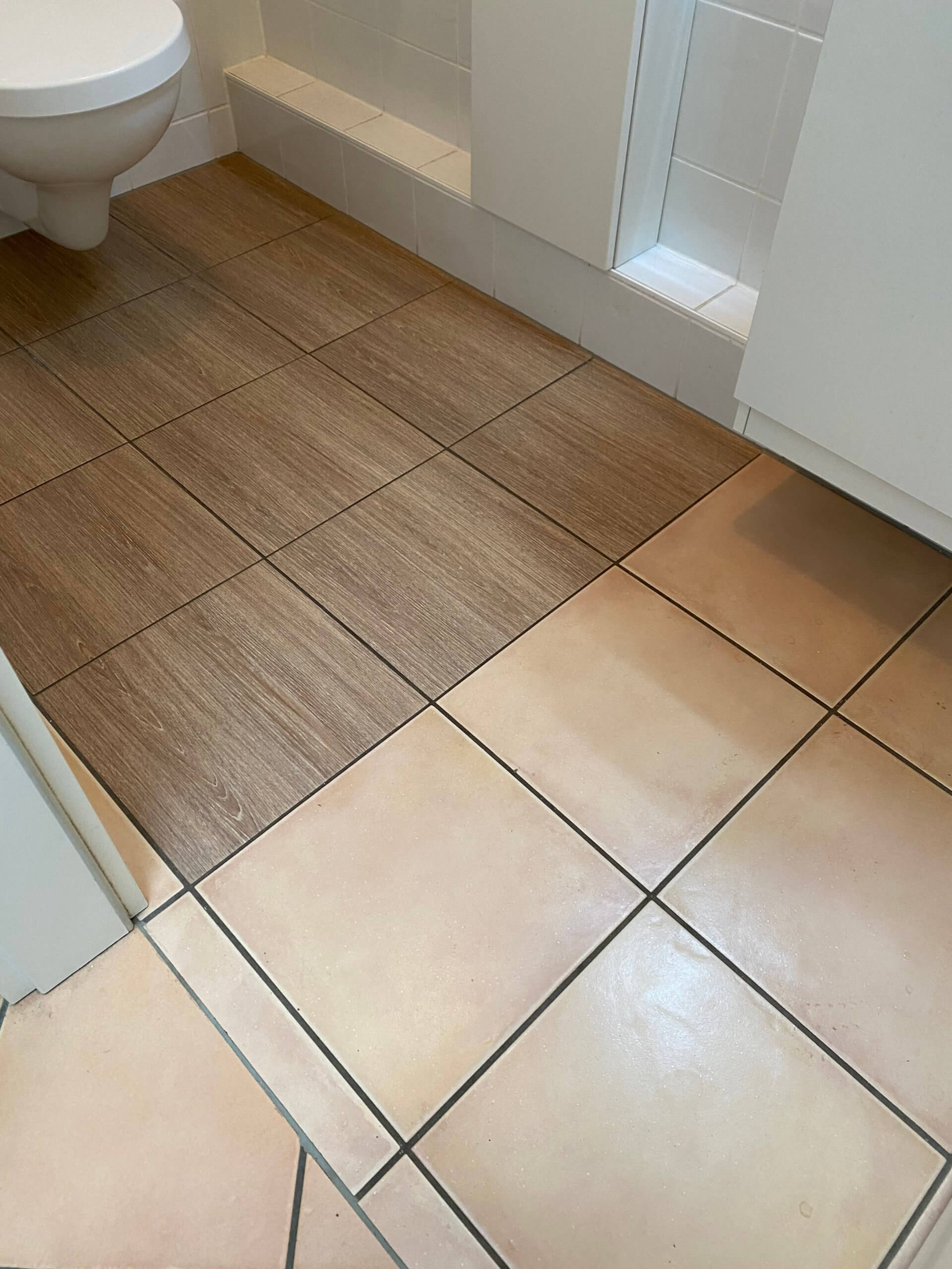 Fliesenfolie Gäste WC Fliesen